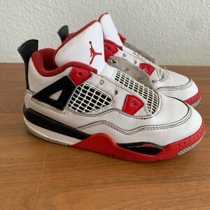 Kids Air Jordan 4 Retro Fire red size 10 toddler